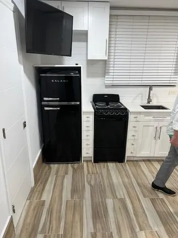 1858 Dewey Street Hollywood FL 33020