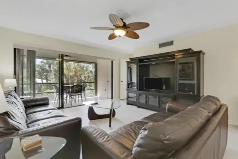 1600 NE Dixie Highway Jensen Beach FL 34957