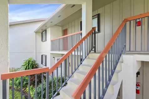 1600 NE Dixie Highway Jensen Beach FL 34957