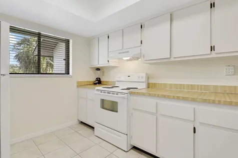 1600 NE Dixie Highway Jensen Beach FL 34957