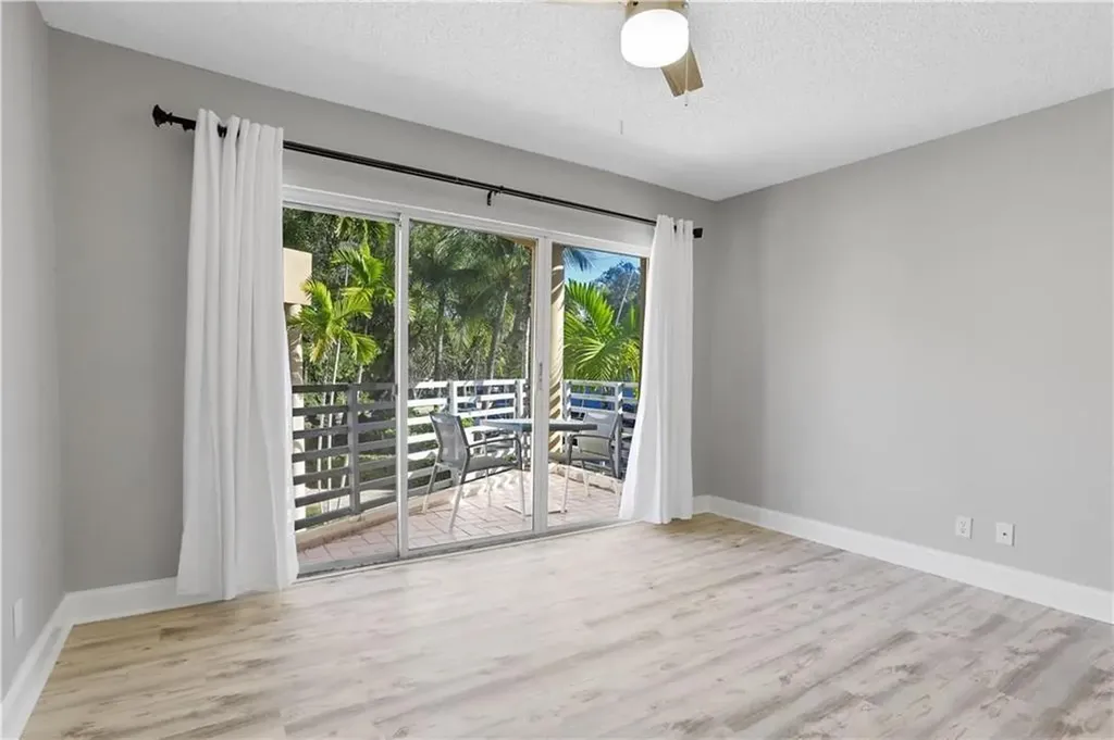 101 SE 15th Avenue Fort Lauderdale FL 33301
