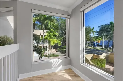 101 SE 15th Avenue Fort Lauderdale FL 33301