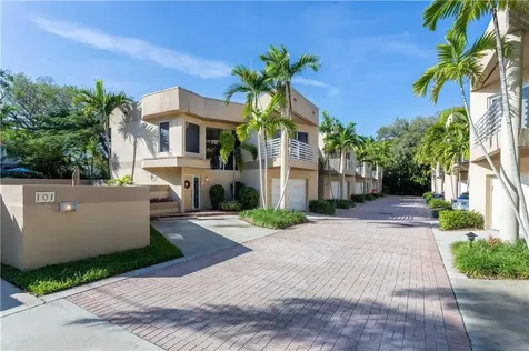 101 SE 15th Avenue Fort Lauderdale FL 33301