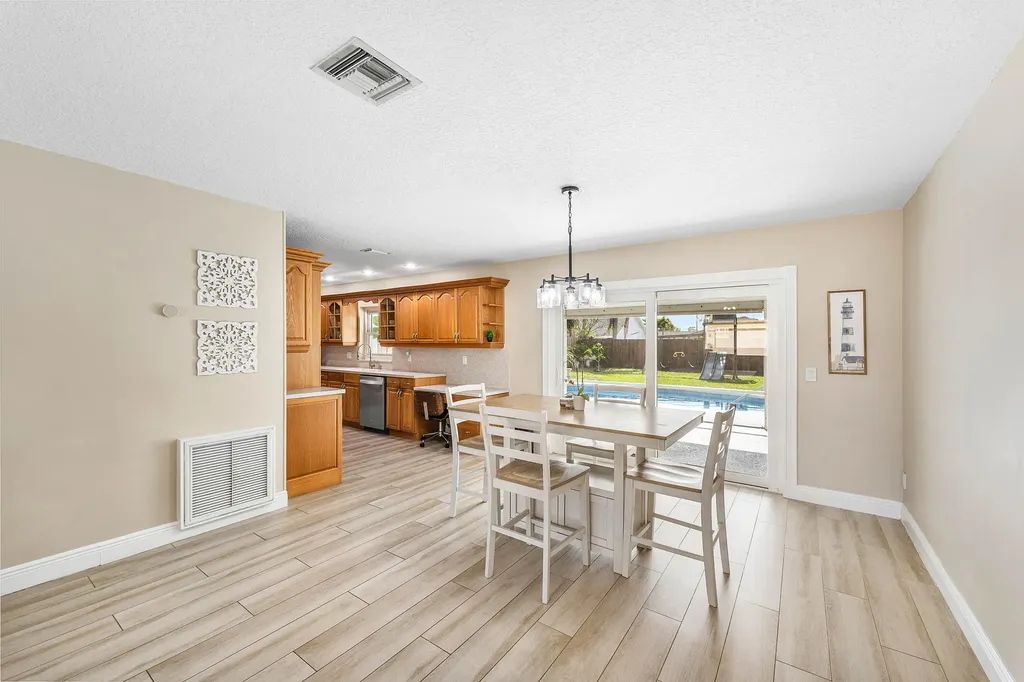 144 Cordoba Circle Royal Palm Beach FL 33411