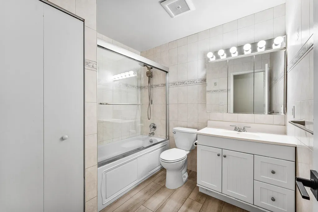 144 Cordoba Circle Royal Palm Beach FL 33411