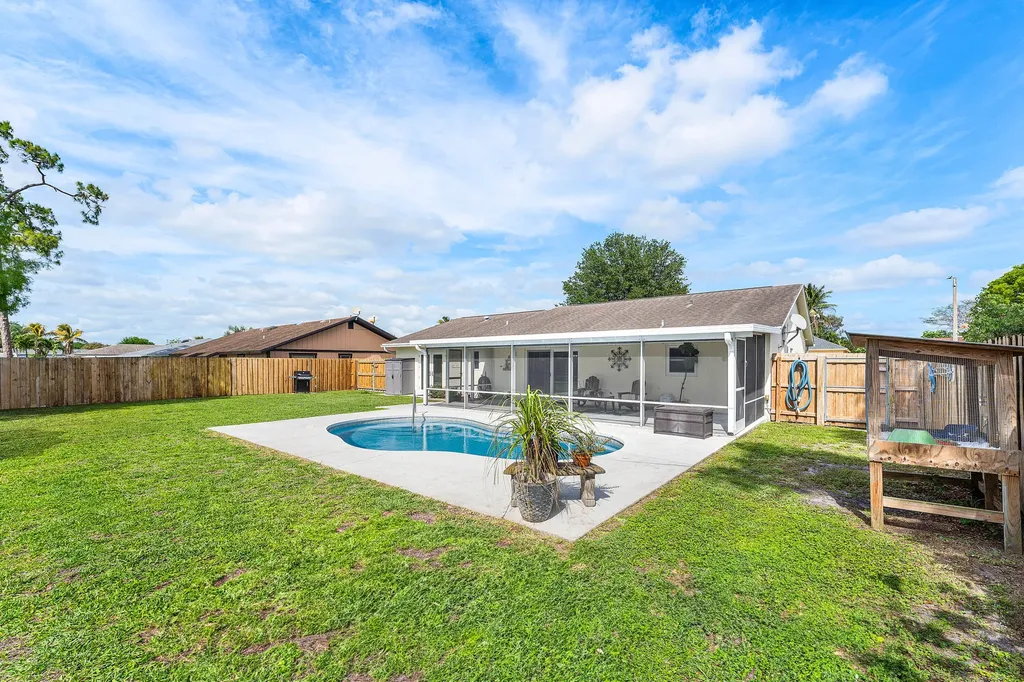 144 Cordoba Circle Royal Palm Beach FL 33411