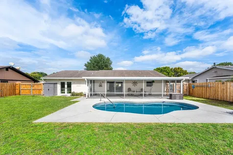 144 Cordoba Circle Royal Palm Beach FL 33411