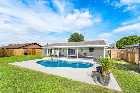 144 Cordoba Circle Royal Palm Beach FL 33411