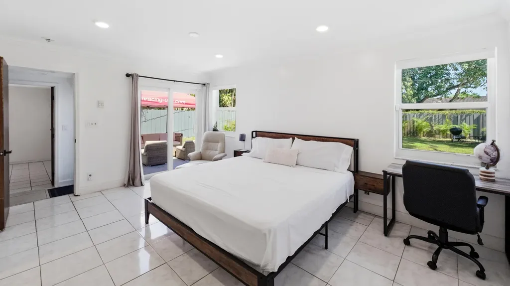 1234 NW 7th Avenue Fort Lauderdale FL 33311