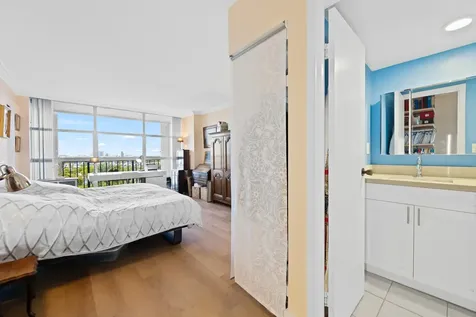 600 Parkview Drive Hallandale Beach FL 33009