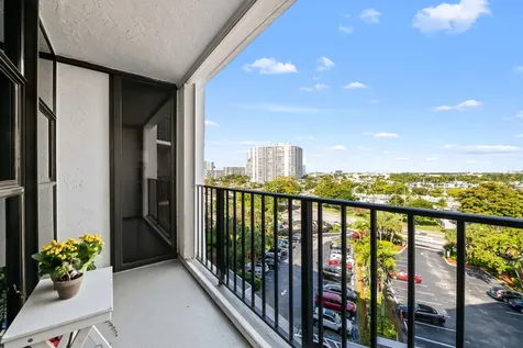 600 Parkview Drive Hallandale Beach FL 33009