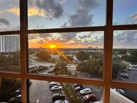 600 Parkview Drive Hallandale Beach FL 33009