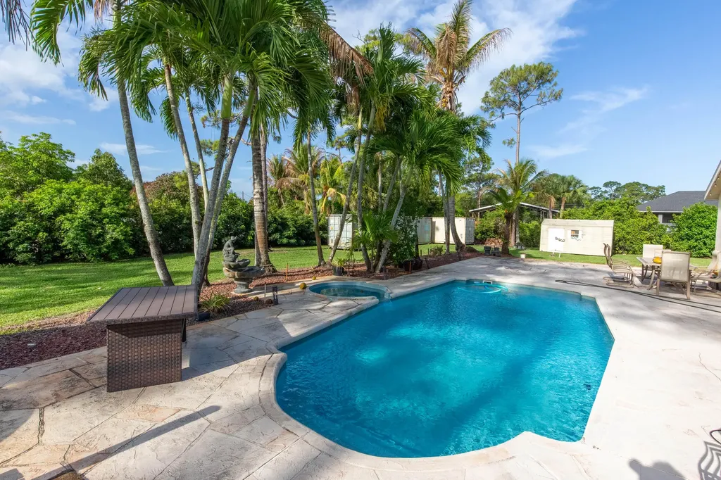 13428 N 87th Street Street N The Acreage FL 33412