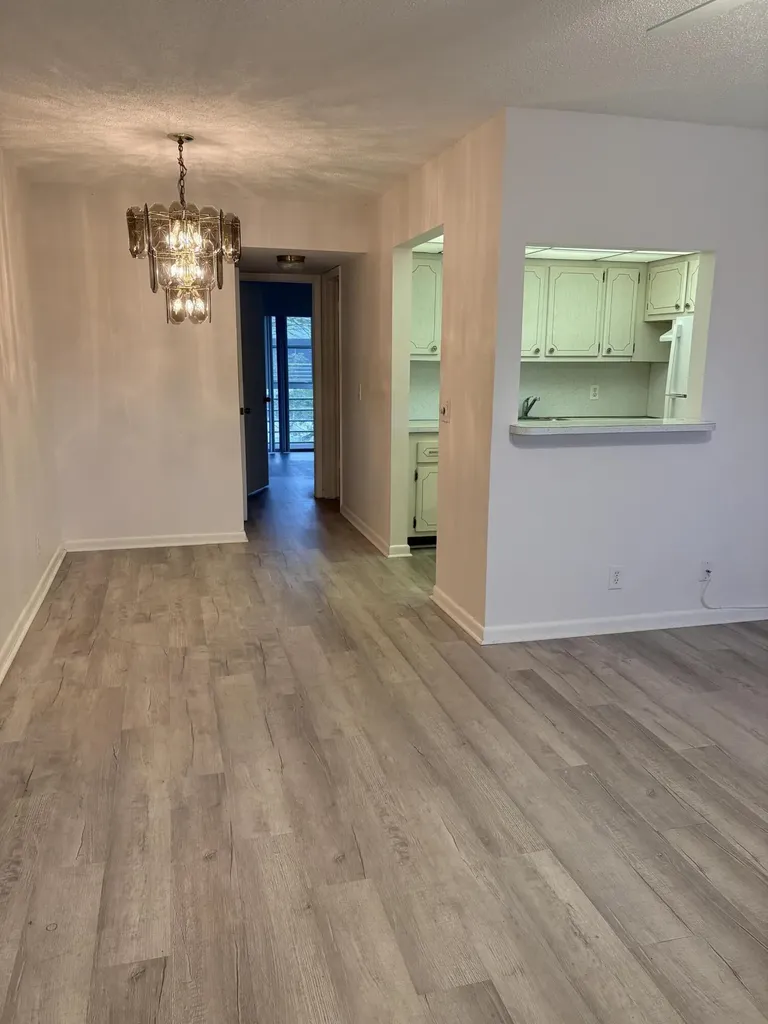 151 Canterbury F West Palm Beach FL 33417