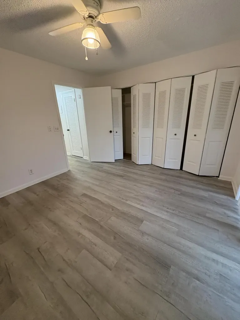 151 Canterbury F West Palm Beach FL 33417