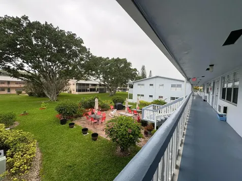 151 Canterbury F West Palm Beach FL 33417