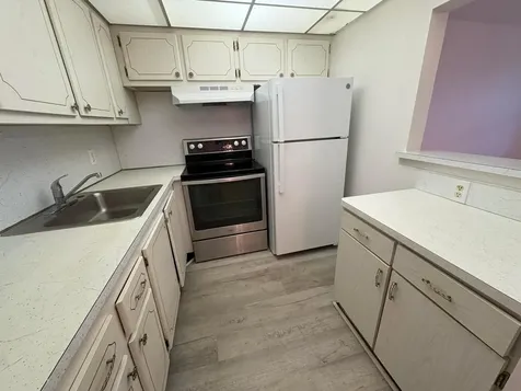 151 Canterbury F West Palm Beach FL 33417