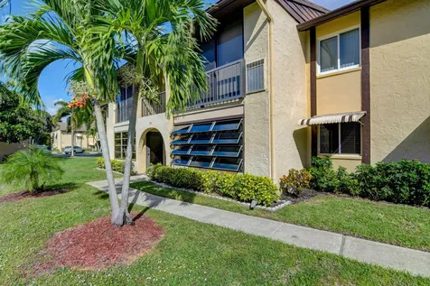 334 Pine Ridge Circle Greenacres FL 33463