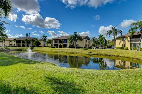 334 Pine Ridge Circle Greenacres FL 33463