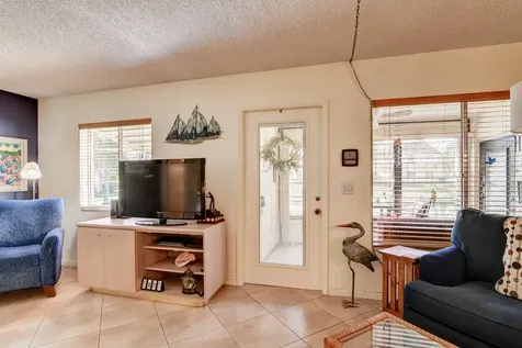 334 Pine Ridge Circle Greenacres FL 33463
