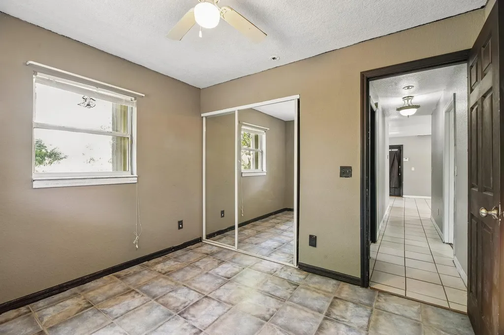 2443 2nd Place SW Vero Beach FL 32962