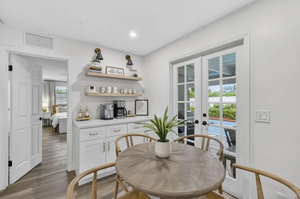 903 SW 28th Avenue Boynton Beach FL 33435