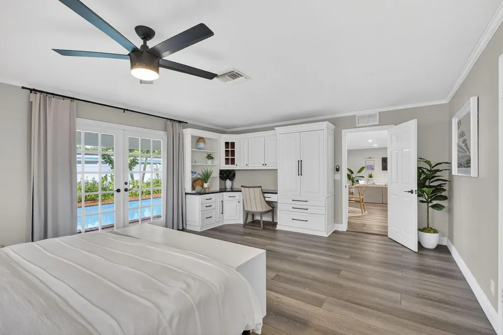 903 SW 28th Avenue Boynton Beach FL 33435