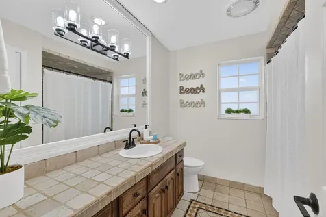 903 SW 28th Avenue Boynton Beach FL 33435