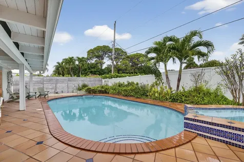 903 SW 28th Avenue Boynton Beach FL 33435