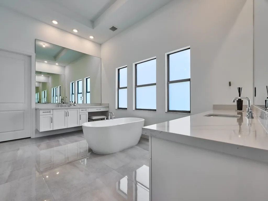 9210 W Parkland Bay Trail Parkland FL 33076
