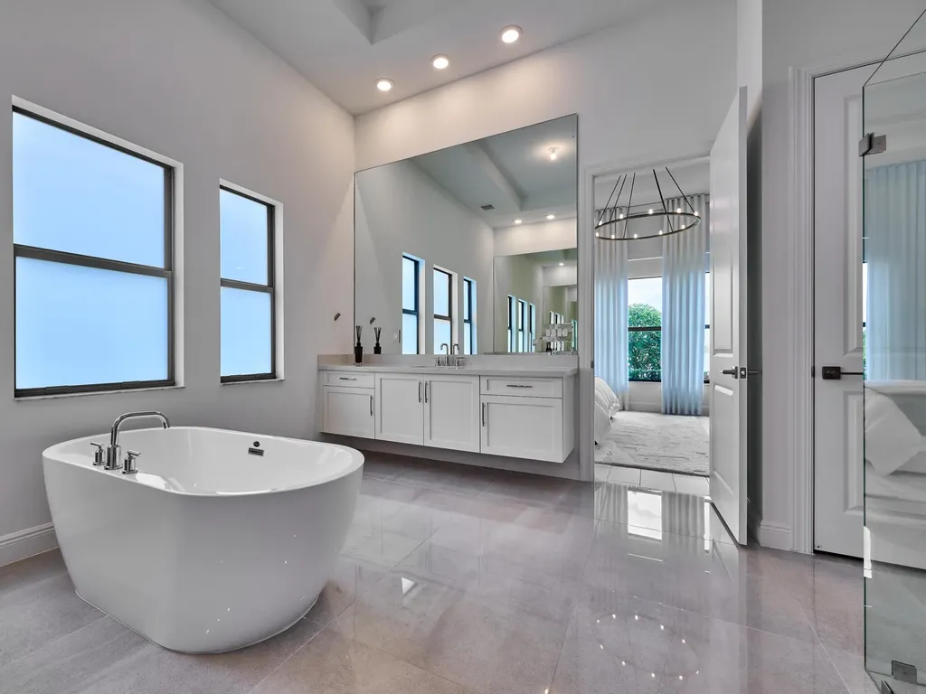 9210 W Parkland Bay Trail Parkland FL 33076