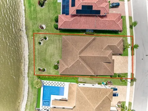 9210 W Parkland Bay Trail Parkland FL 33076