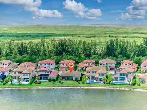 9210 W Parkland Bay Trail Parkland FL 33076