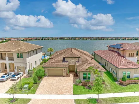 9210 W Parkland Bay Trail Parkland FL 33076