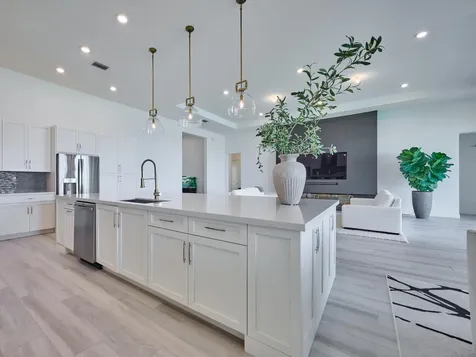 9210 W Parkland Bay Trail Parkland FL 33076