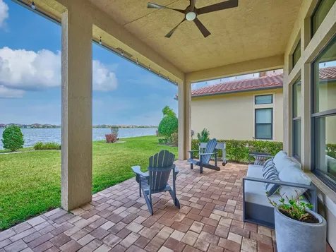 9210 W Parkland Bay Trail Parkland FL 33076