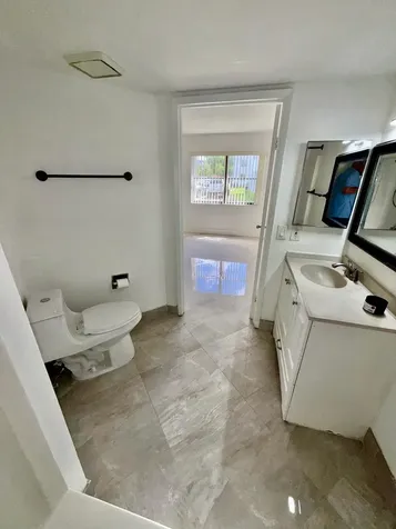 9405 Fontainebleau Boulevard Miami FL 33172