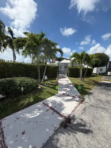 9405 Fontainebleau Boulevard Miami FL 33172