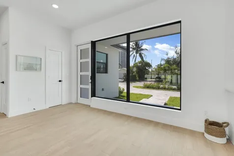 1248 N Harbor Drive Singer Island FL 33404