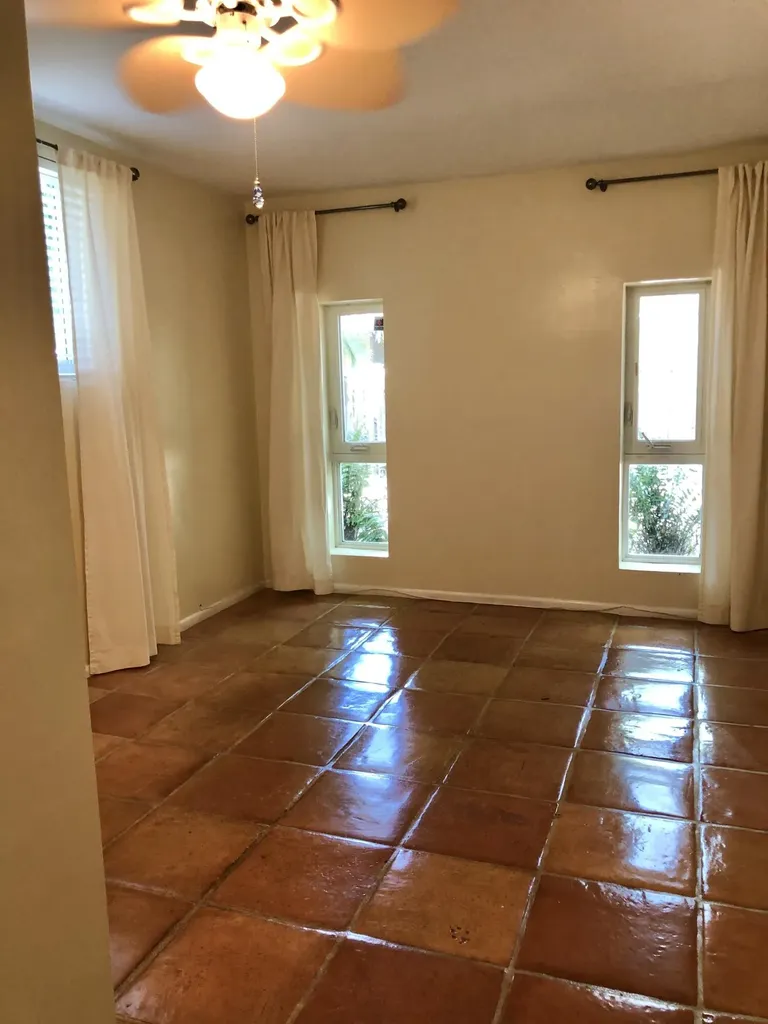 1031 Lincoln Street Hollywood FL 33019