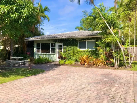 1031 Lincoln Street Hollywood FL 33019