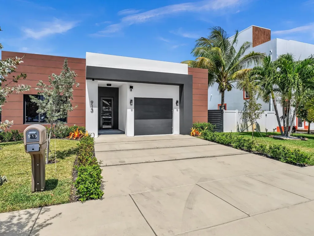 913 NE 15th Street Fort Lauderdale FL 33304