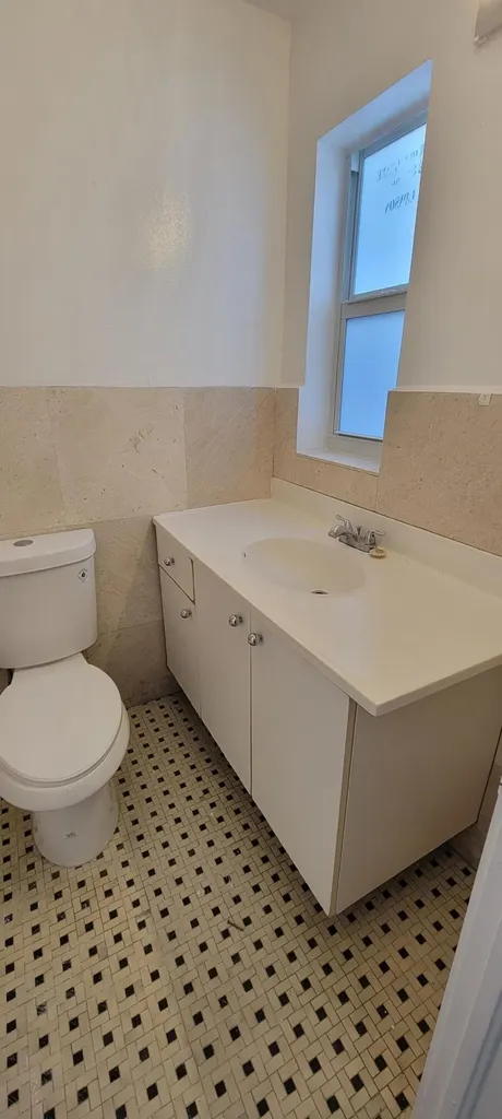 7300 Byron Avenue Miami Beach FL 33141