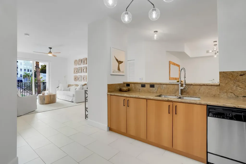 250 NE 3rd Avenue Delray Beach FL 33444