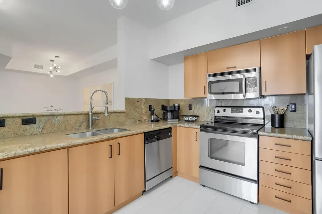 250 NE 3rd Avenue Delray Beach FL 33444