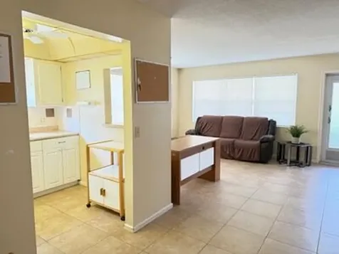 145 Dorchester G West Palm Beach FL 33417