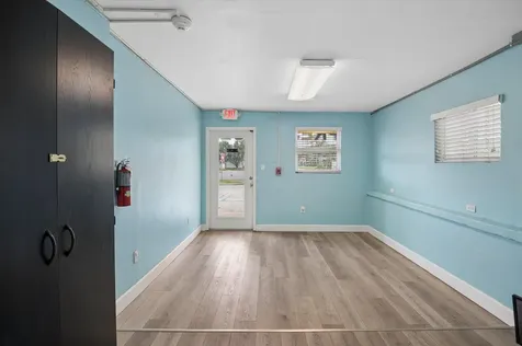 411 E Commercial Boulevard Oakland Park FL 33334