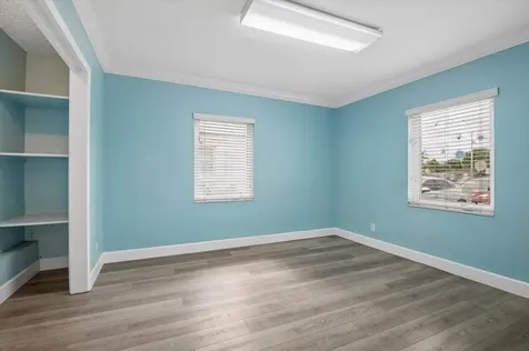 411 E Commercial Boulevard Oakland Park FL 33334