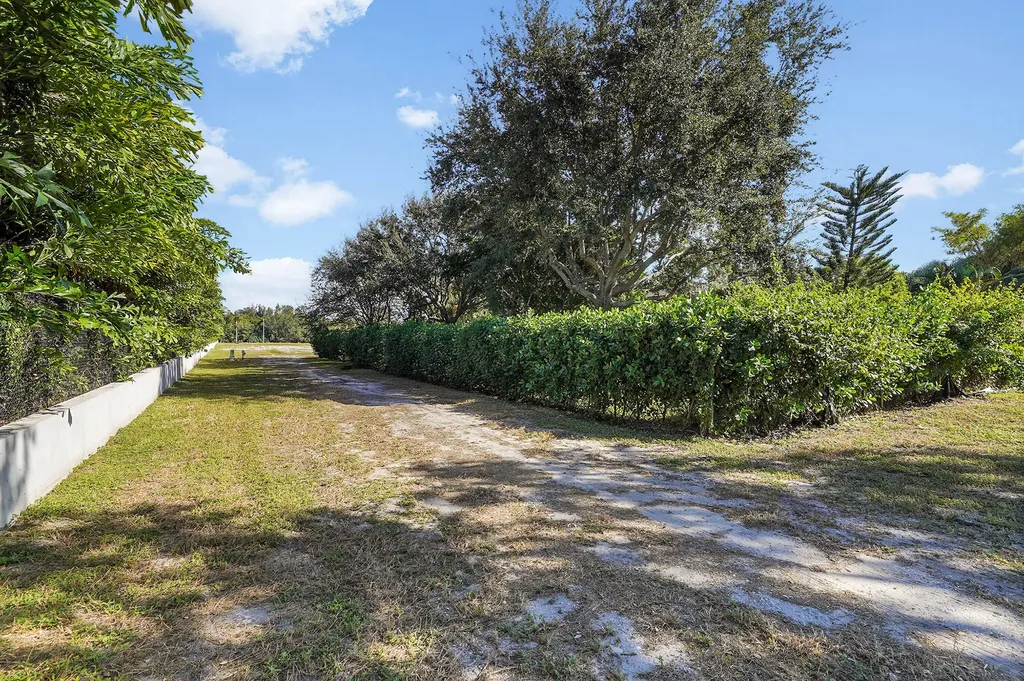 2900 Avenue Au Soleil Gulf Stream FL 33483