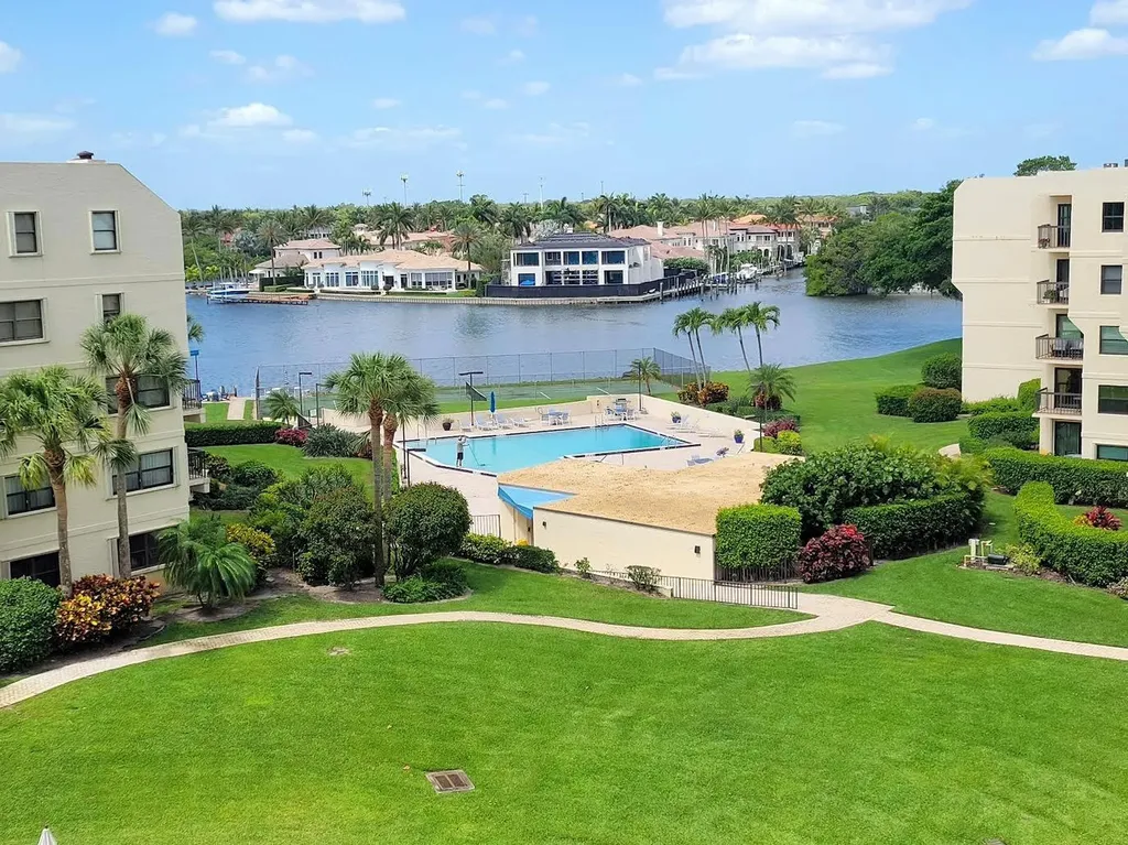 370 Golfview Road North Palm Beach FL 33408